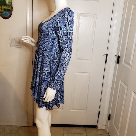Show me your MuMu Stevie Babydoll dress - Picture 3 of 6